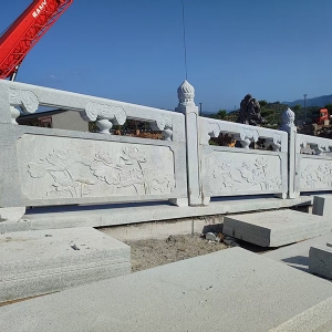 石栏杆